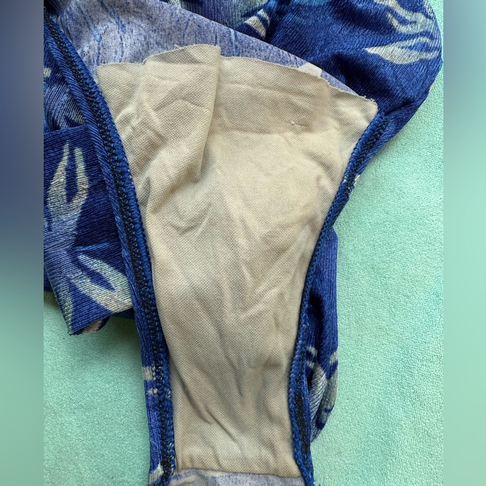 🌿🌺NWOT Sarong with matching 1 pc swim suit, Tropical, ATHENA, 2 piece set - Picture 14 of 16